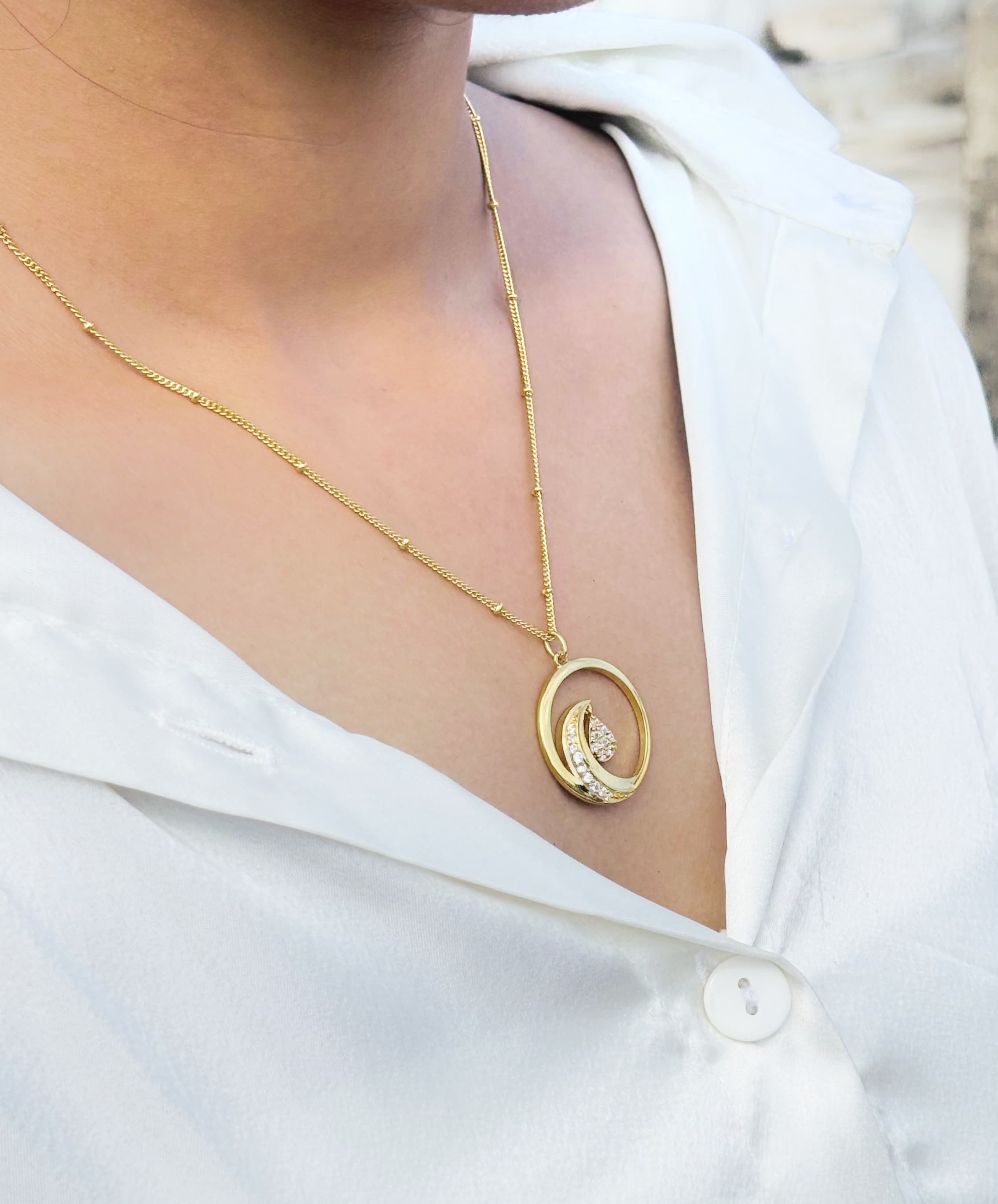 Elegant Crystal Moon Necklace – Gift for Her