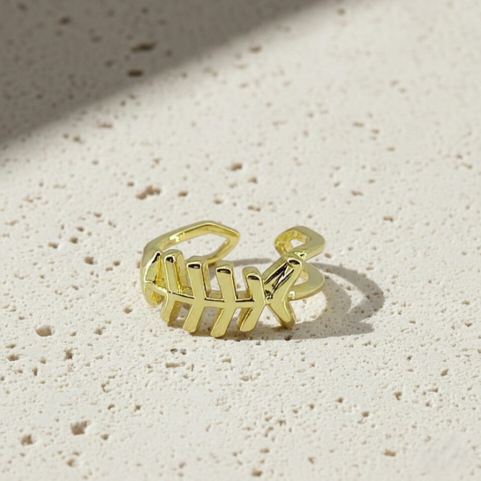 Adjustable heart arrow ring close-up view