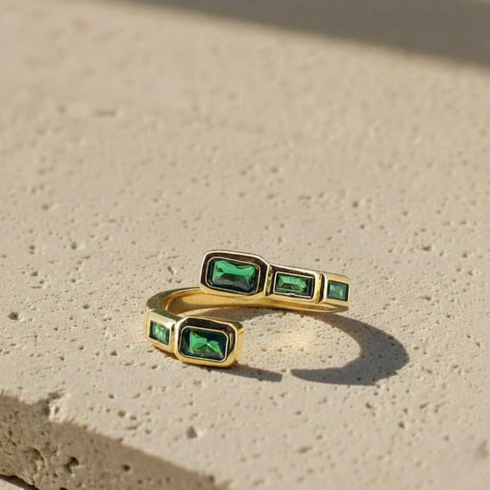 Designer green onyx statement ring